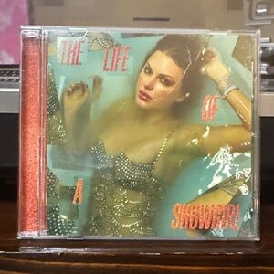 Taylor Swift - The Life Of A Showgirl CD